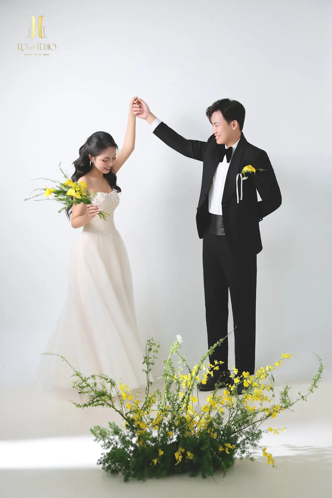 Ảnh cưới concept sáng tạo